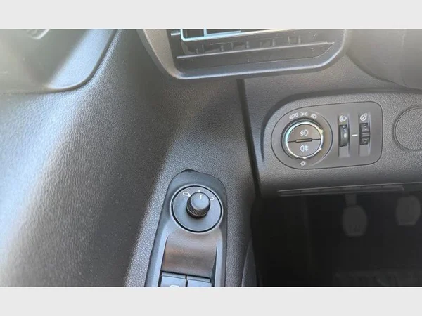 Opel Combo Life Swb (2022) — foto 17 van 27