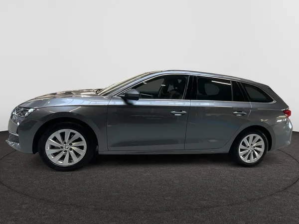 SKODA Octavia Combi (2026) — foto 12 van 24