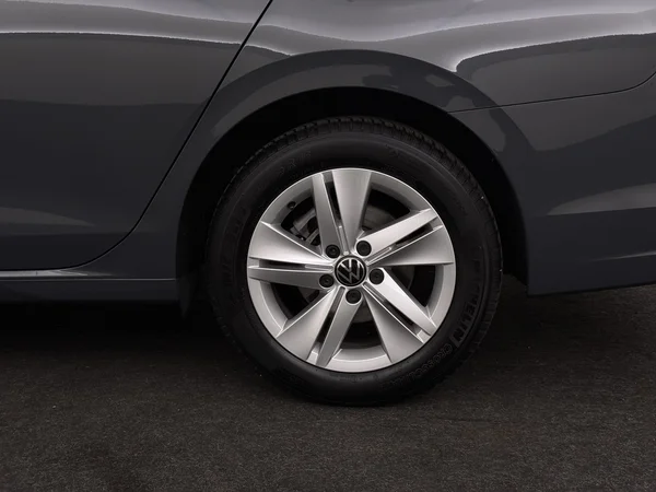VOLKSWAGEN Golf Variant (2025) — foto 7 van 29