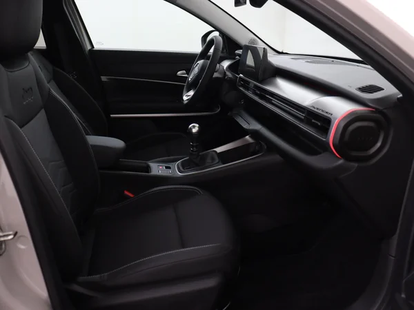JEEP Avenger (2024) — foto 3 van 30