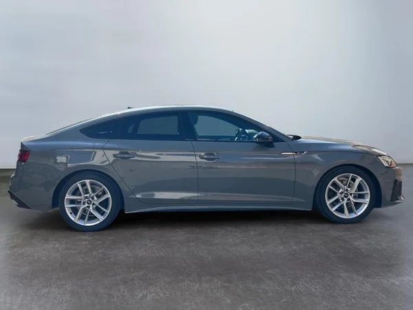 AUDI A5 Sportback (2021) — foto 34 van 39