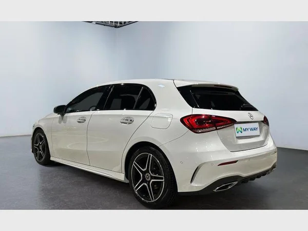 Mercedes-Benz A 200 (2022) — foto 12 van 30