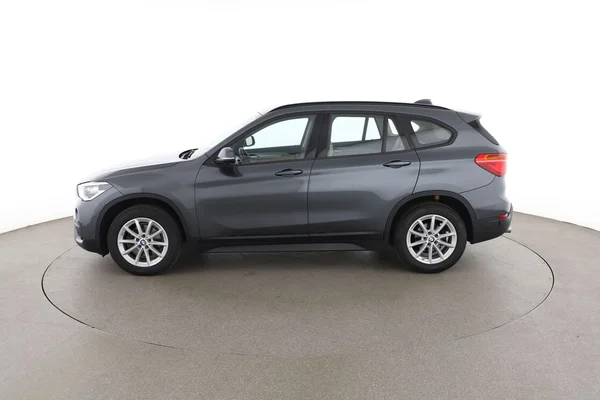 BMW X1 (2016) — foto 9 van 16