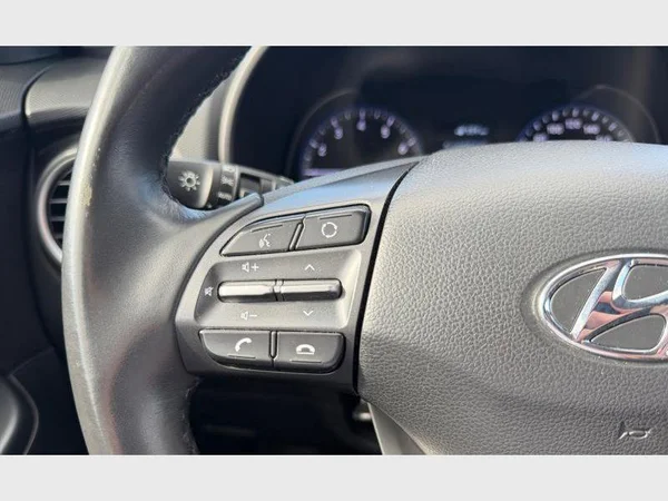 Hyundai KONA (2018) — foto 15 van 29
