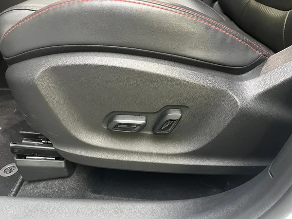 MG ZS (2024) — foto 18 van 19
