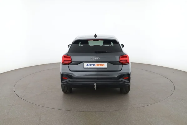 Audi Q2 (2021) — foto 11 van 16