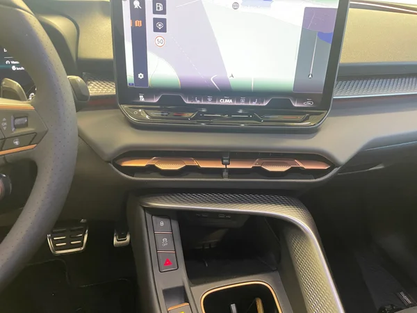 CUPRA Terramar e-Hybrid (PHEV) (2026) — foto 4 van 21