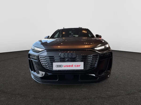AUDI Q6 Sportback e-tron (2026) — foto 15 van 23