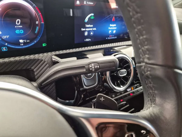 Mercedes-Benz A-Klasse (2023) — foto 6 van 16
