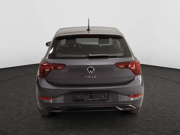 VOLKSWAGEN Polo (2022) — foto 17 van 22