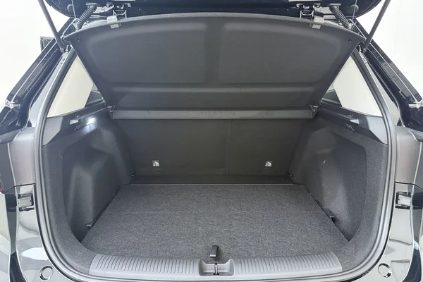 MG ZS Hybrid+ (HEV) (2026) — foto 14 van 18
