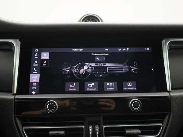 Porsche Macan (2022) — foto 22 van 60