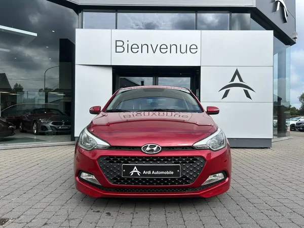 Hyundai I20 (2017) — foto 9 van 16