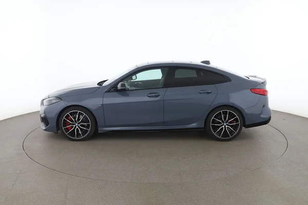 BMW 2-serie (2021) — foto 9 van 16