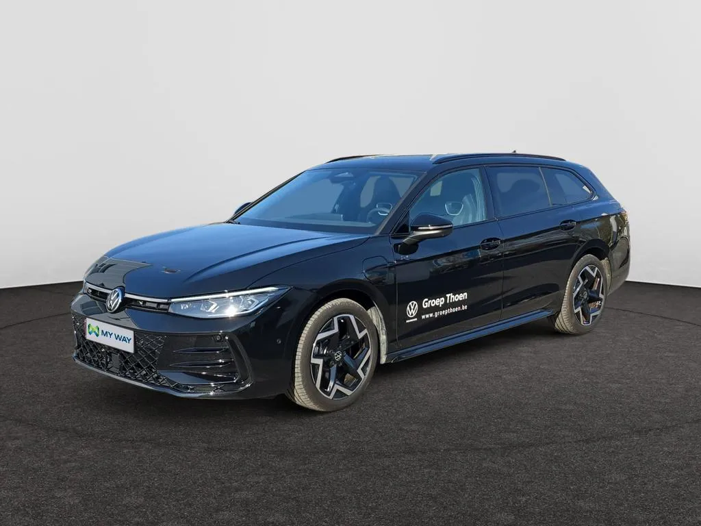 VOLKSWAGEN Passat SW 1122_31990_2024