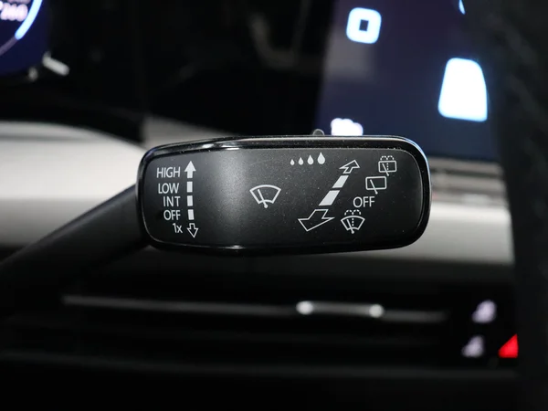 VOLKSWAGEN Golf Variant (2022) — foto 15 van 29