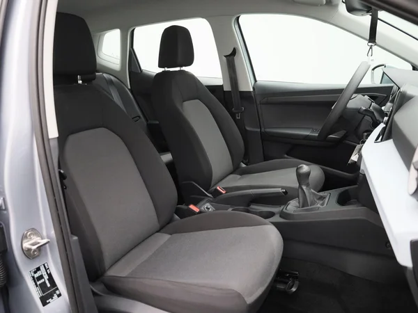 SEAT Arona (2023) — foto 21 van 33