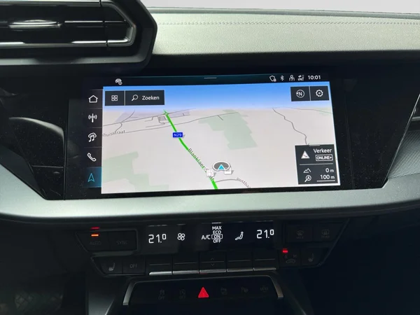 AUDI A3 Sportback (2024) — foto 3 van 14
