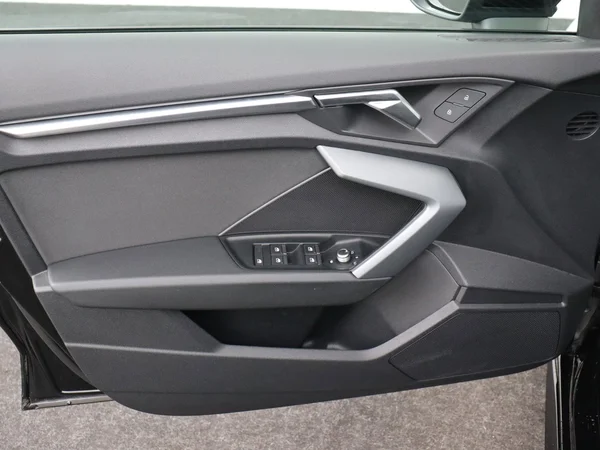 AUDI A3 Sportback (2025) — foto 9 van 18