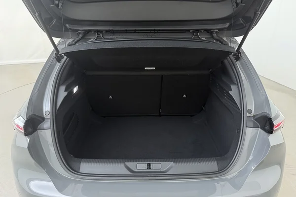 Peugeot 308 (2025) — foto 12 van 16