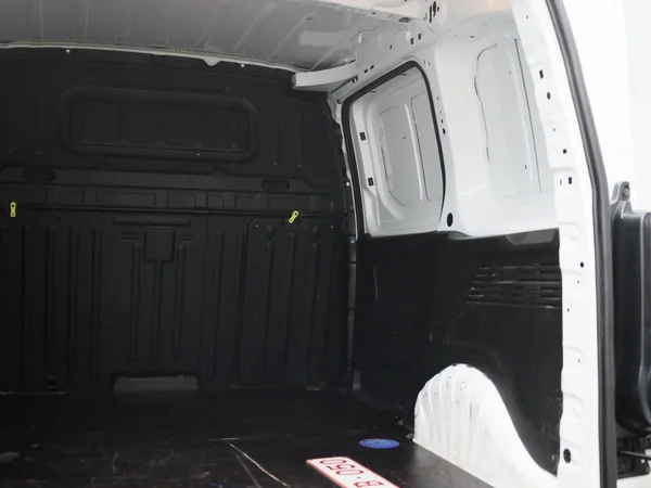Peugeot Partner (2022) — foto 20 van 33
