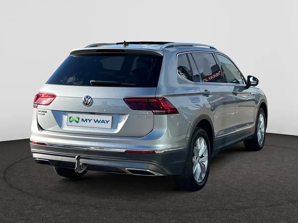 VOLKSWAGEN Tiguan Allspace Dsl (2019) — foto 12 van 21