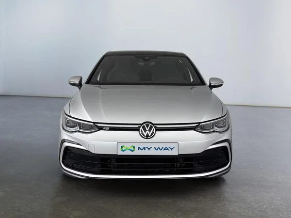 VOLKSWAGEN Golf VIII Dsl (2023) — foto 17 van 23