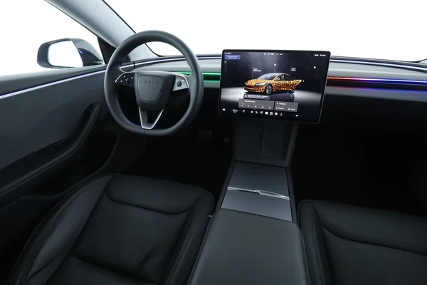 Tesla Model 3 (2024) — foto 4 van 16