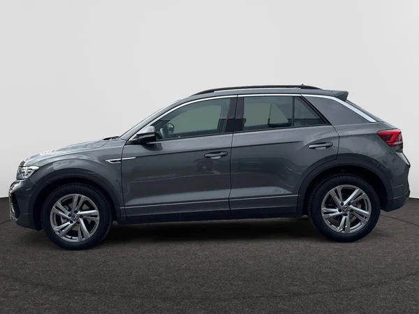 VOLKSWAGEN T-Roc (2022) — foto 12 van 24