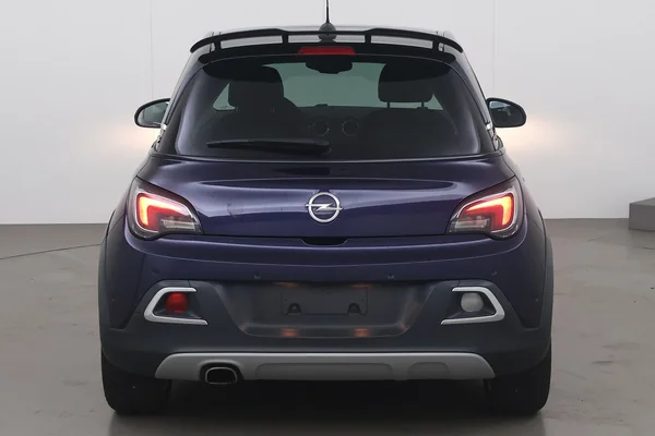 Opel Adam Rocks S (2018) — foto 15 van 20