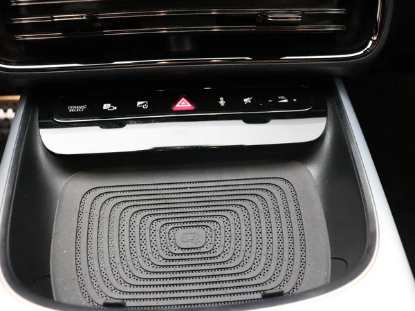 Mercedes-Benz CLA (2025) — foto 10 van 30
