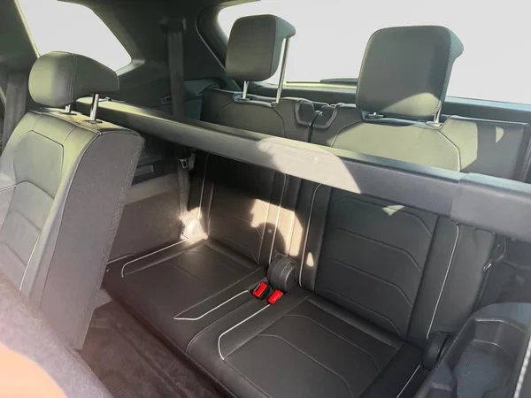 VOLKSWAGEN Tiguan Allspace Dsl (2024) — foto 6 van 22