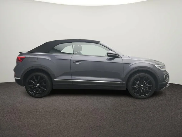 VOLKSWAGEN T-Roc Cabriolet (2022) — foto 8 van 10