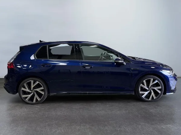 VOLKSWAGEN Golf VIII (2023) — foto 26 van 31