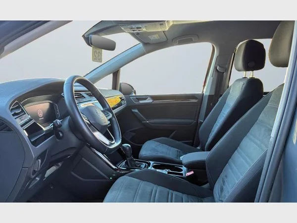 Volkswagen Touran (2023) — foto 21 van 21