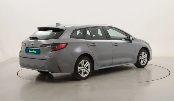 Toyota Corolla SW Hybrid (HEV) (2022) — foto 26 van 30