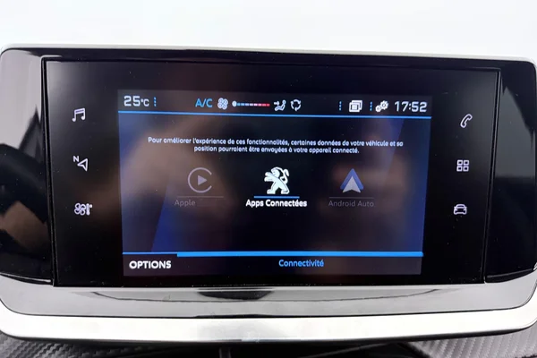 Peugeot 208 (2023) — foto 9 van 24