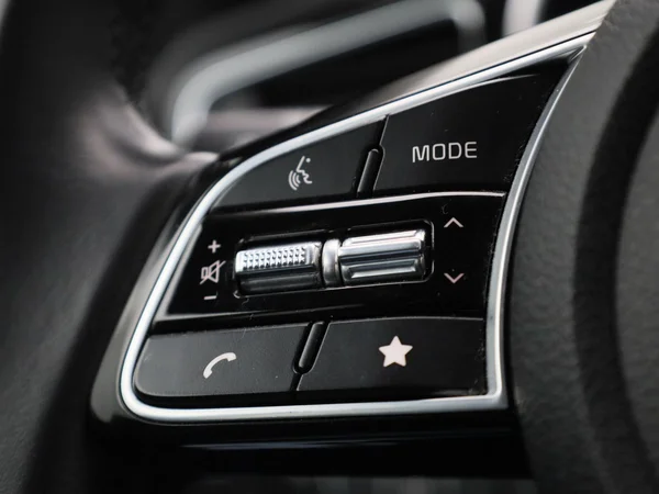 Kia cee'd (2024) — foto 10 van 37