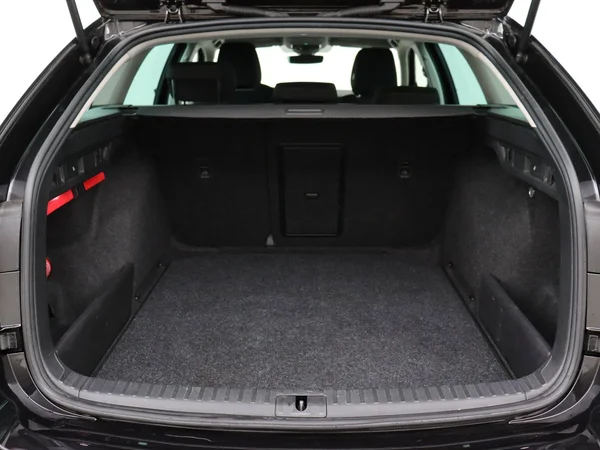 SKODA Octavia Combi (2024) — foto 6 van 18