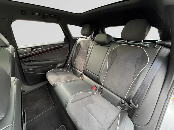 VOLKSWAGEN ID.7 Tourer (2025) — foto 10 van 25
