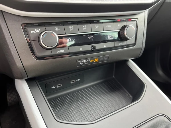 SEAT Arona (2024) — foto 8 van 20