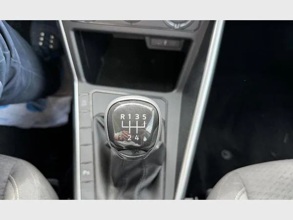 Volkswagen Polo (2024) — foto 10 van 22