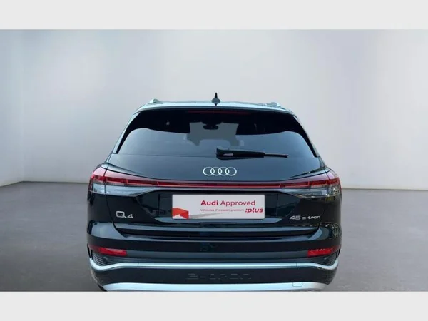 Audi Q4 e-tron (2025) — foto 21 van 24