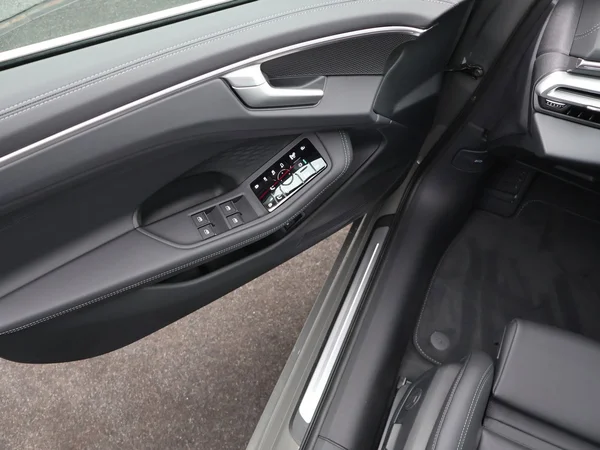 AUDI A6 Avant (2026) — foto 8 van 25