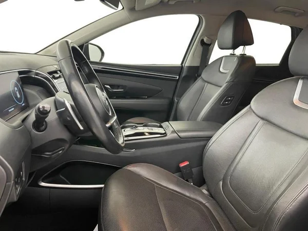 HYUNDAI Tucson (2021) — foto 2 van 32