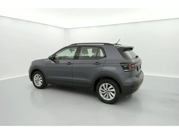 VOLKSWAGEN T-Cross (2023) — foto 30 van 36