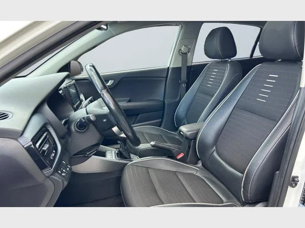 Kia RIO (2020) — foto 29 van 29