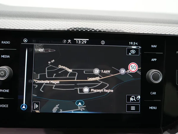 VOLKSWAGEN Taigo (2025) — foto 16 van 27