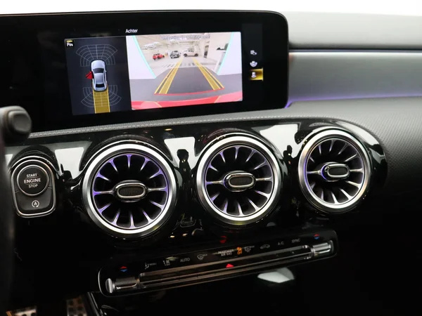 Mercedes-Benz A-Klasse (2021) — foto 5 van 22