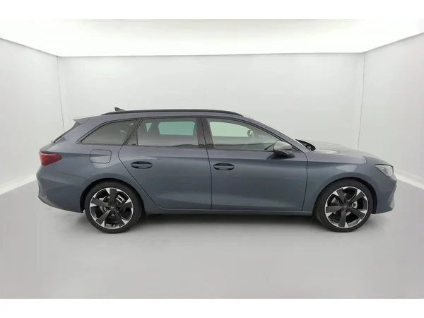 CUPRA Leon ST (2025) — foto 3 van 36